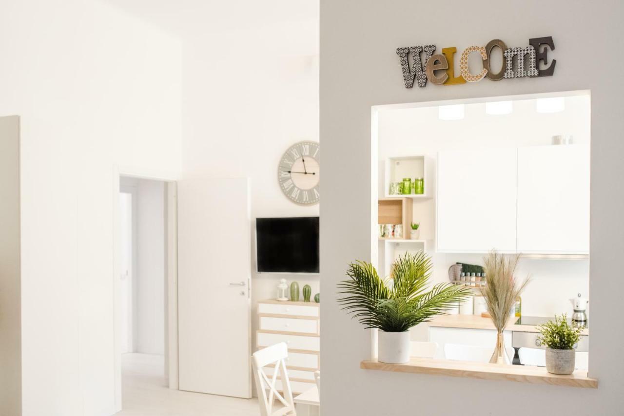 White Fanti Apartment Rome Exterior photo
